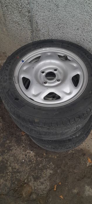 Продаётся комплект балон от спарк