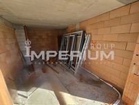 Продава: Двустаен апартамент в кв. Бриз * ЮГ * А14 * Възможност за па