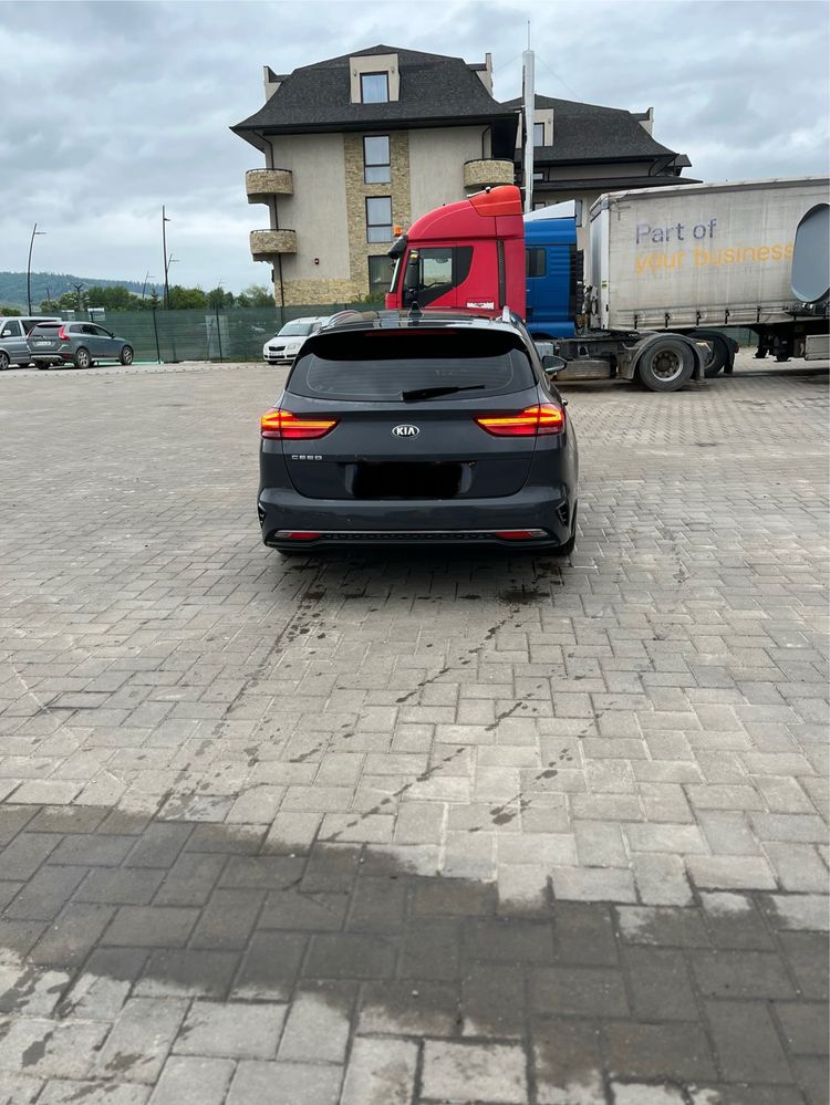 Kia Ceed 1.0 T-GDI benzina