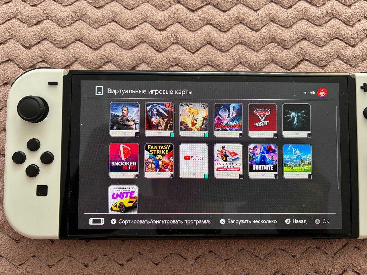 Продам Nintendo Switch OLED