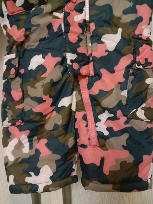 Комбинезон  фирменный.