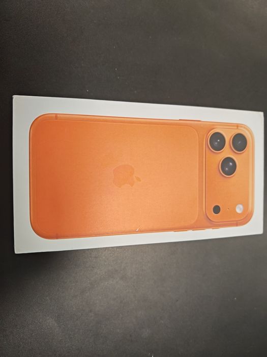Чисто нов iPhone 17 Pro Max 5G 256 GB 24м Гаранция