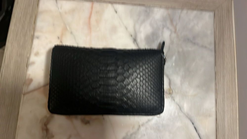 Мъжко портмоне от естествена кожа от питан