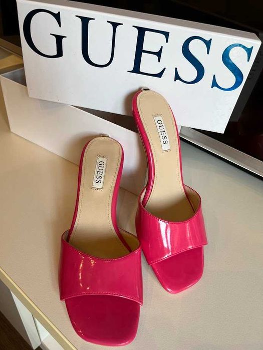 Страхотни дамски, летни чехли Guess, размер 37