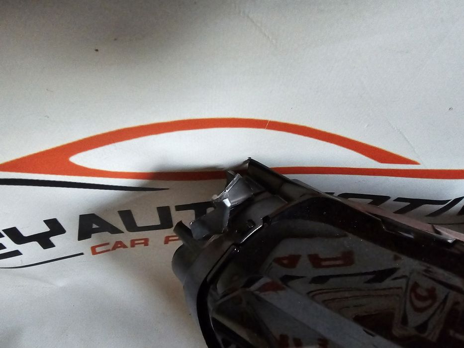 Far dreapta led Honda HRV HR-V dupa 2021