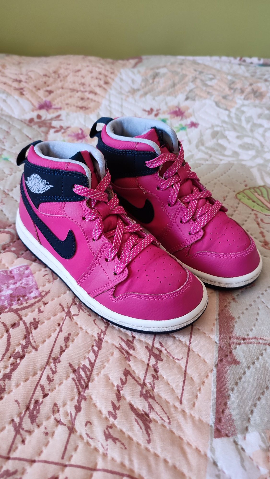 NIKE Air Jordan 1 Hght GT Retro