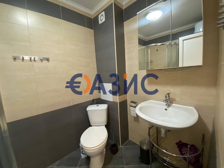 Продава се Тристаен апартамент в Поморие - 72 кв.м за 1202 €/кв.м - Снимка #5
