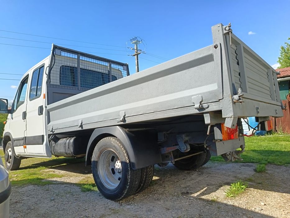 Mașină basculabilă Iveco Daily