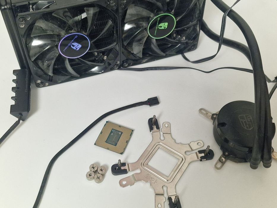 i9 9900KF 4.7ghz turbo + Racire lichida