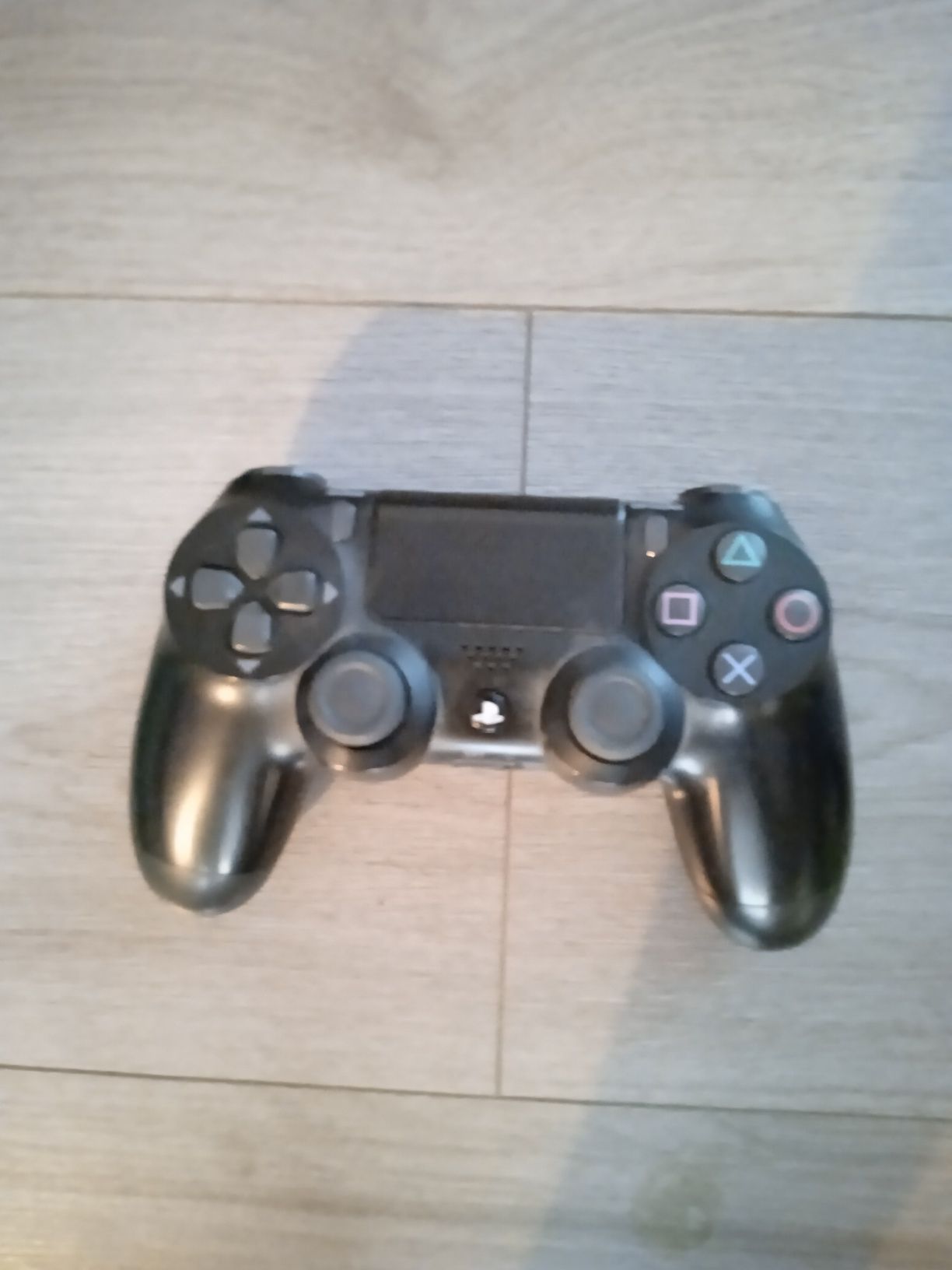 PS4 Pro , Calitate Bună.