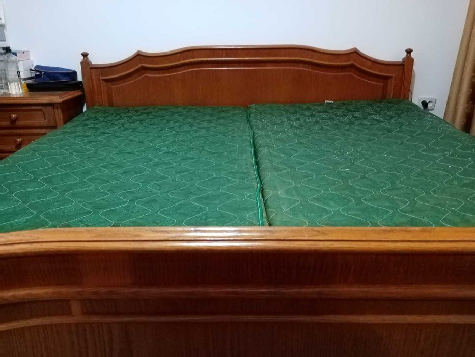 vind pat stejar 200 x 200 cm cu doua saltele 100 x 200 cm