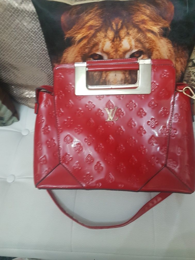 Чанта Louis Vuitton