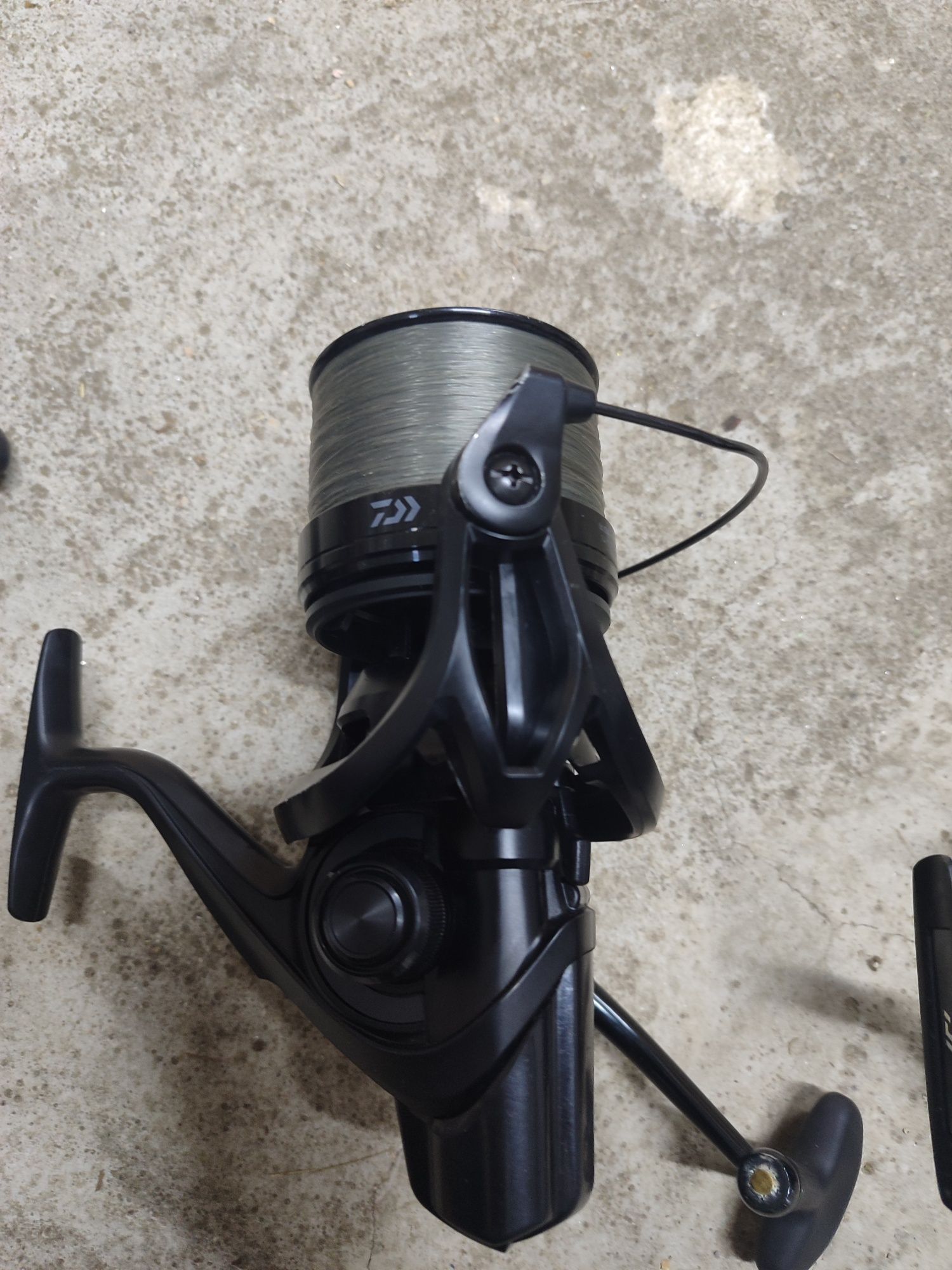 Daiwa, emcast въдицa с калъф и макари daiwa
