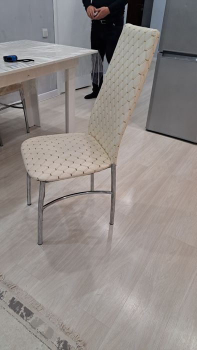 Стулья   5 - штука.