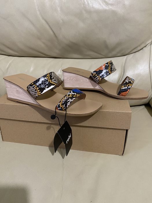 Rubi - дамски дизайнерски чехли