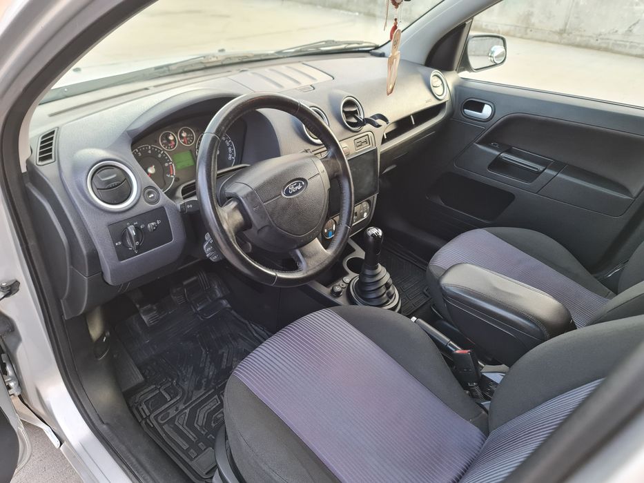 Ford Fusion 2008 1.6i + GPL