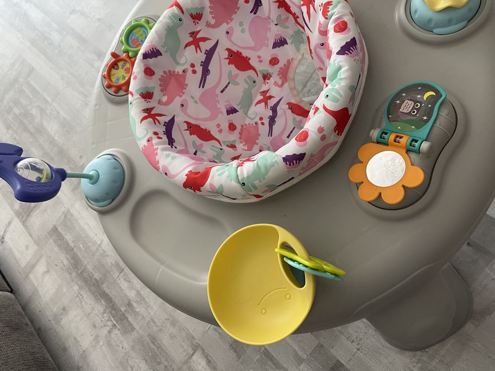 Centru de activitati jumper bebe