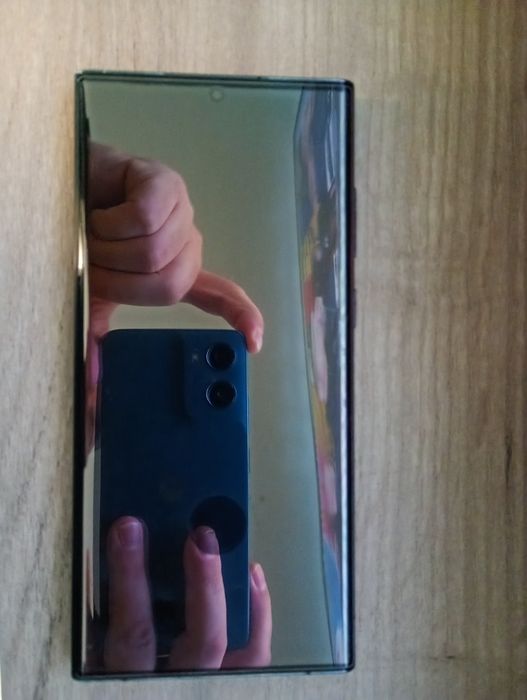 Samsung Galaxy s 22 ultra 12 GB rami 256 G probleme placa de baza