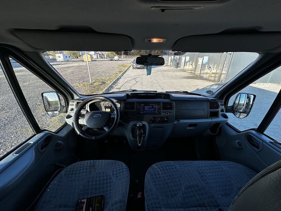 Ford Transit 8+1