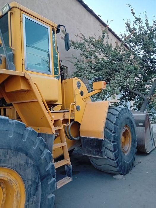 Продаётся погрузчик 5куб