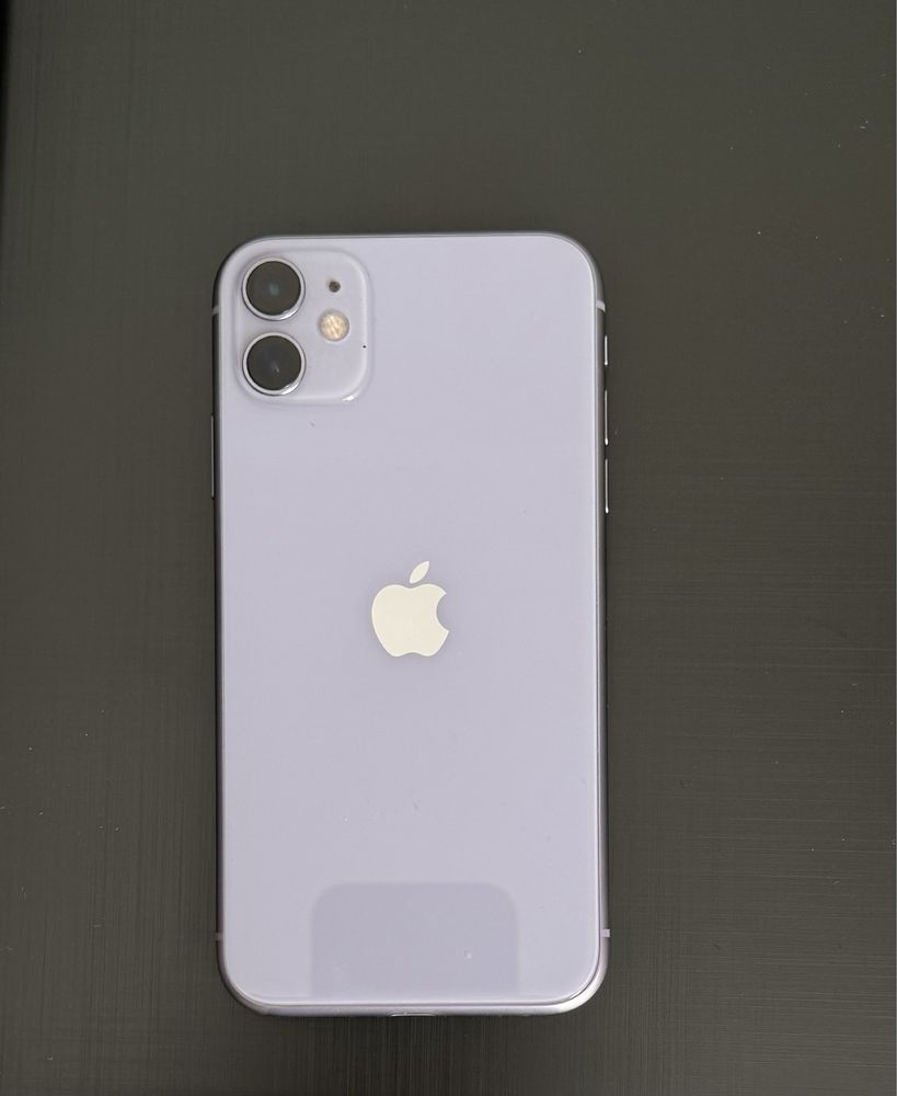 IPhone 11. Продам