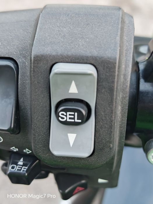 Vând Kawasaki z1000sx KTRC,Akrapovic