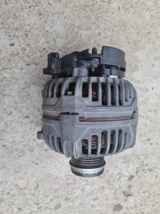 Части за Пасат б5.5 131кс комби цвят тъмно зелен