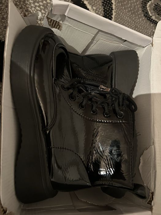 Етік осений 38 размер новый