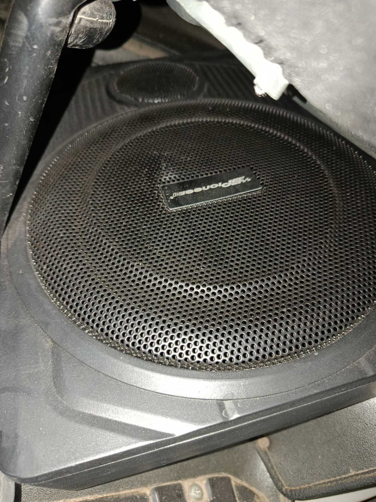 Pioneer kalonka sotiladi