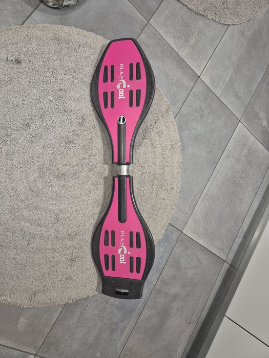 Waveboard cu 2 roti.