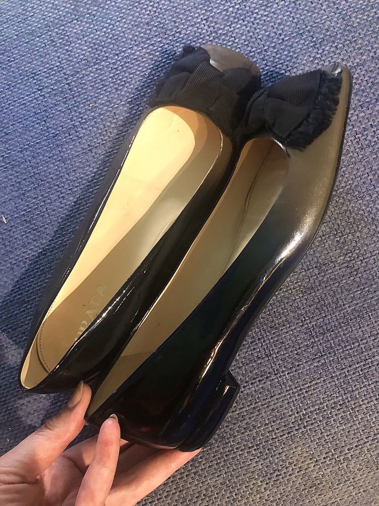 Prada, нови балеринки, лачена кожа