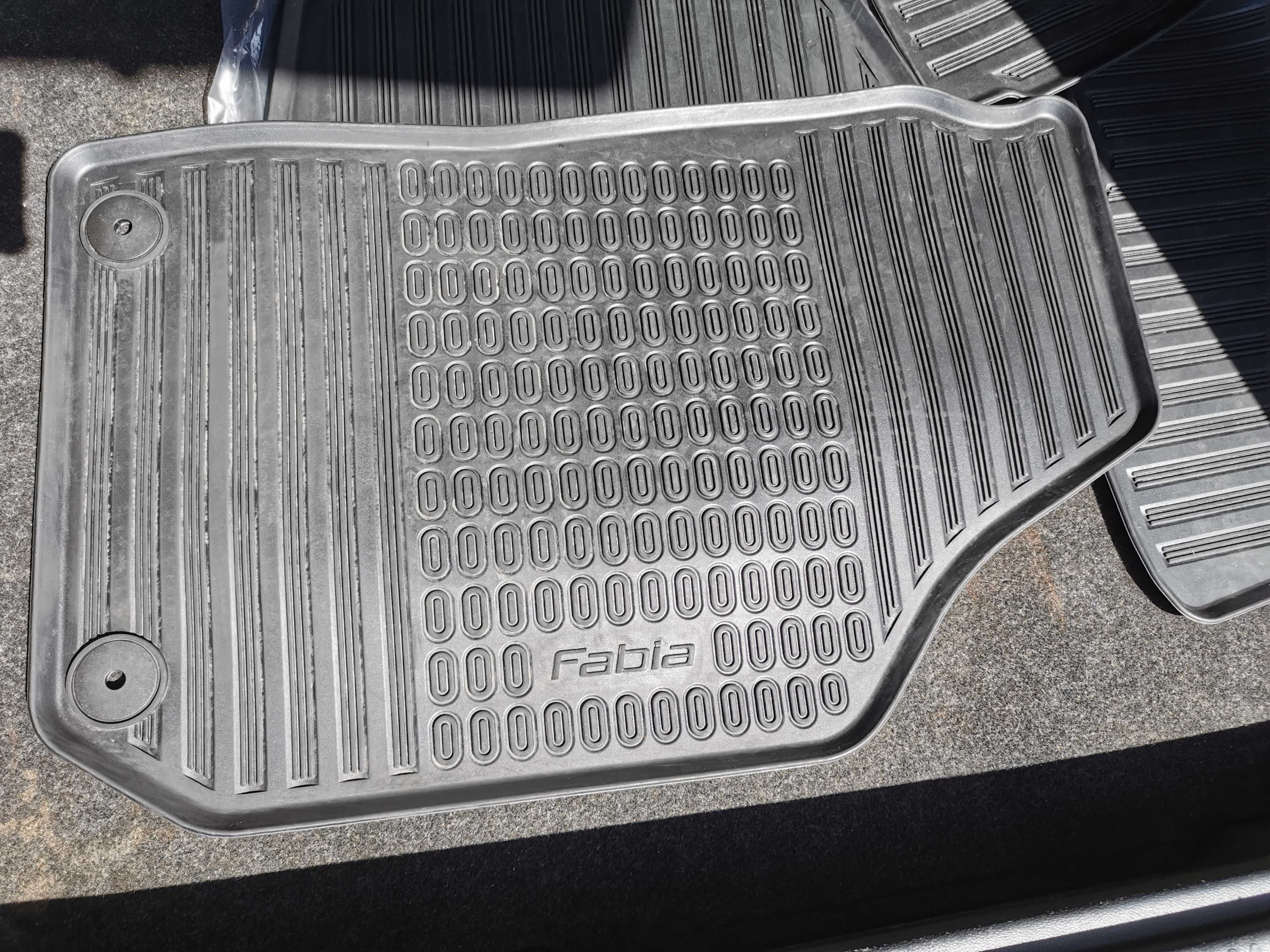 Гумени стелки за Skoda Fabia II 2006-2014 (Шкода Фабия 2) - използвани