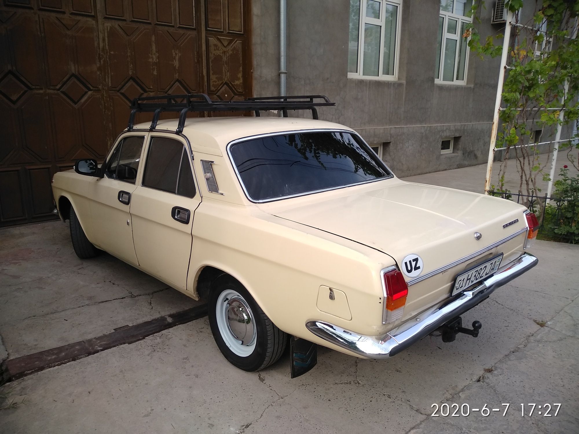 Volga 2401 sotiladi holti yaxwi