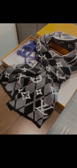 Fular bărbați Louis Vuitton, model 2026