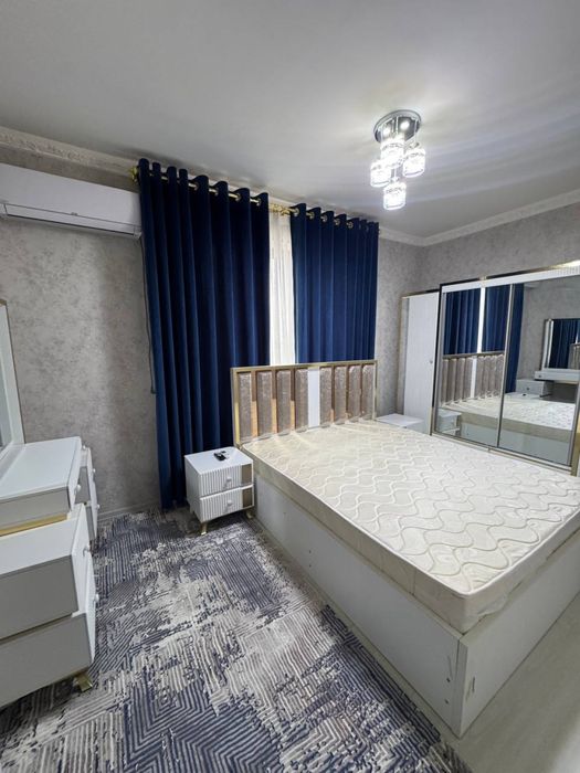 Сдается 3 х комнатная квартира на 6 этаже Крытый рынок 550 $