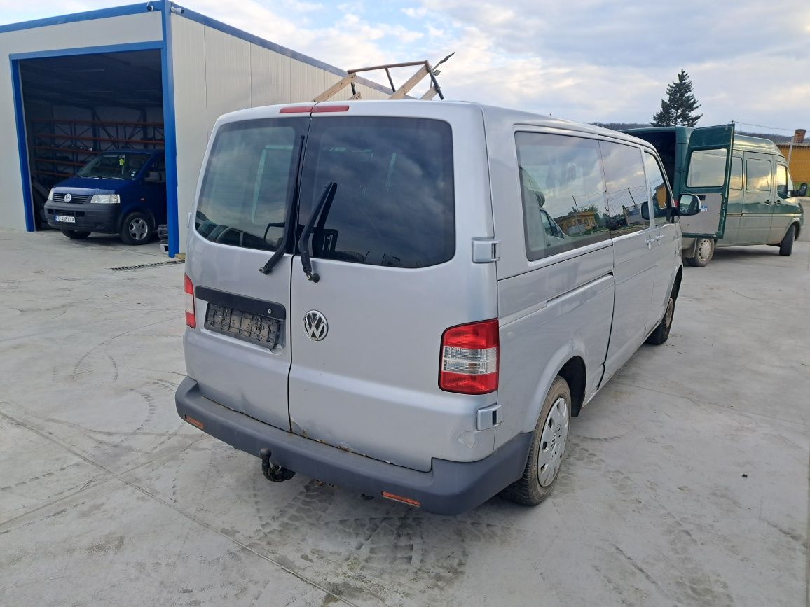 Фолксваген Транспортер  Transporter Caravelle Т5 2.0 TDI 4х4 НА ЧАСТИ