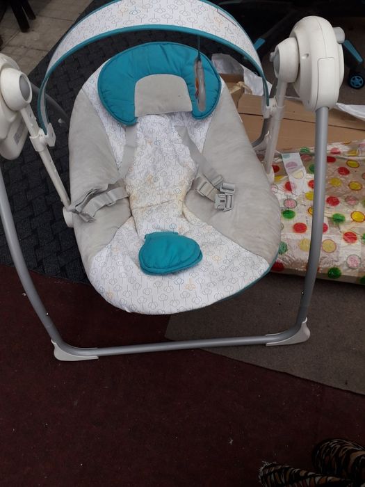 Leagăn pentru Bebelusi