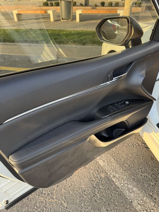 Toyota Camry 75 2023