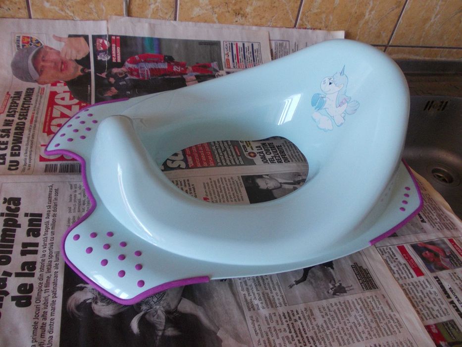 .redus capac Wc ,carucioare papusi multe plusuri mici si mari Jucarii