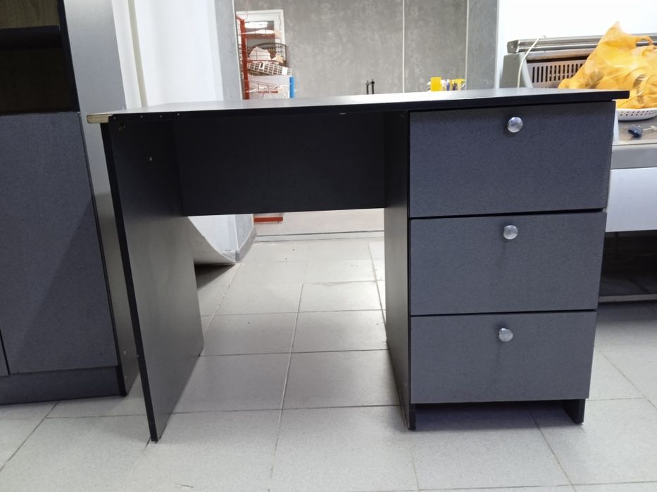 Продается стол с шкафом!!!