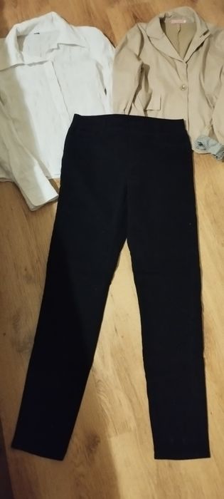 Лот подарявам панталон, сако и риза