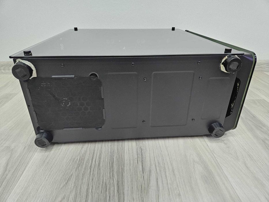 PC Gaming - Intel i7 8700, RX 470 NITRO+, 16GB RAM – Stare foarte bună