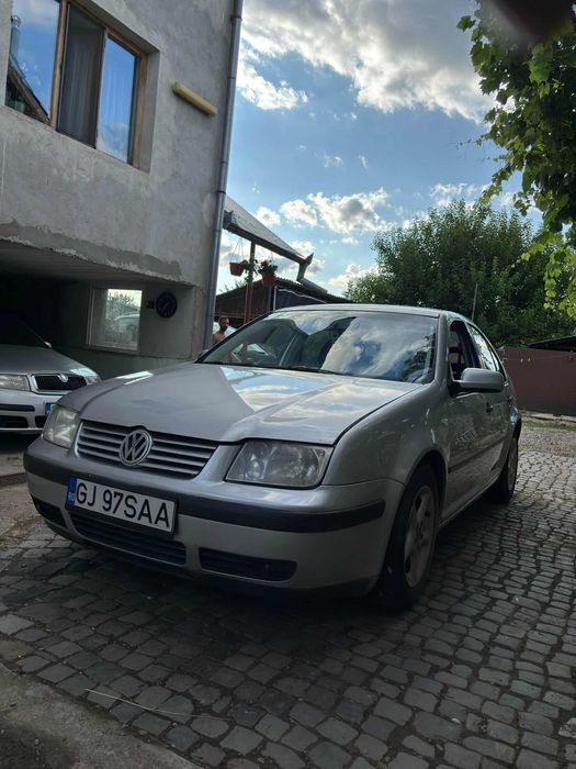 VW Bora 1.6 Benzina