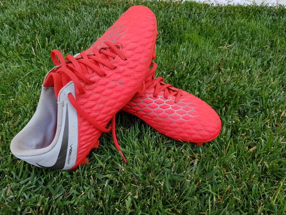 Ghete fotbal Nike Hypervenom nr.41