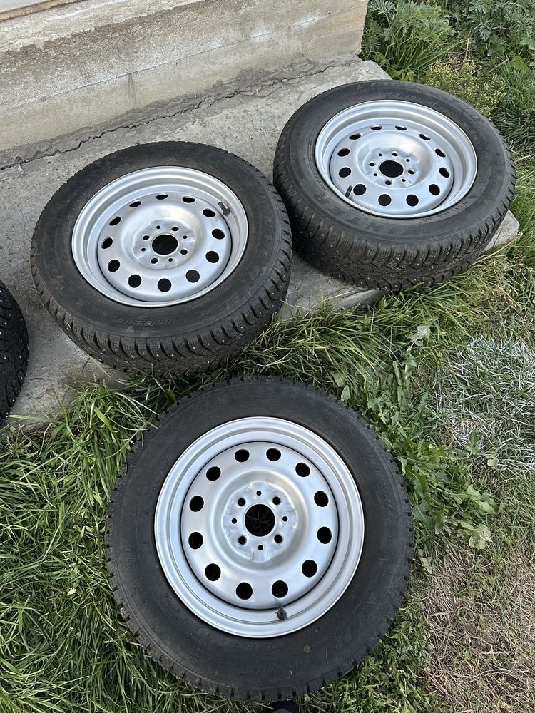 R14 186/65 диски с резиной Triangle