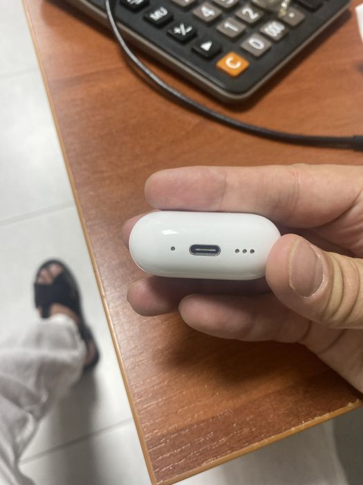Airpods 4 ANC Официальный Срок гарантий есть еще