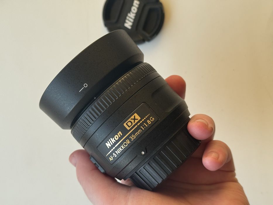Продам Объектив Nikon 35mm f/1.8G AF-S DX: