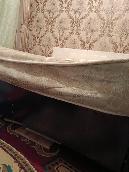 Отдадим двухспальную кровать