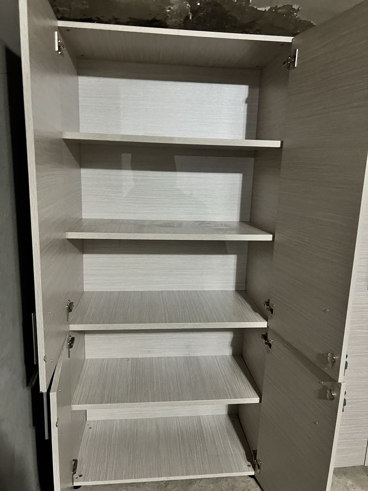 Продам шкаф для офиса, можно и для дома
