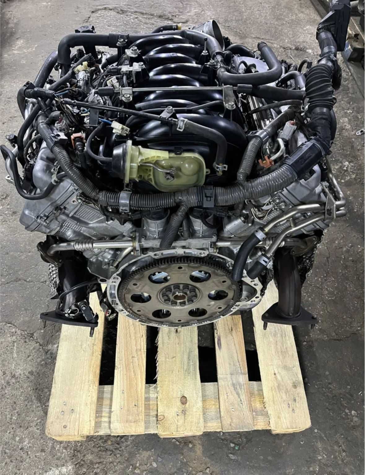 Двигатель 3UR-FE VVTi 5.7л на Lexus LX 570 (3UR/2UZ/1UR/2TR/1GR)